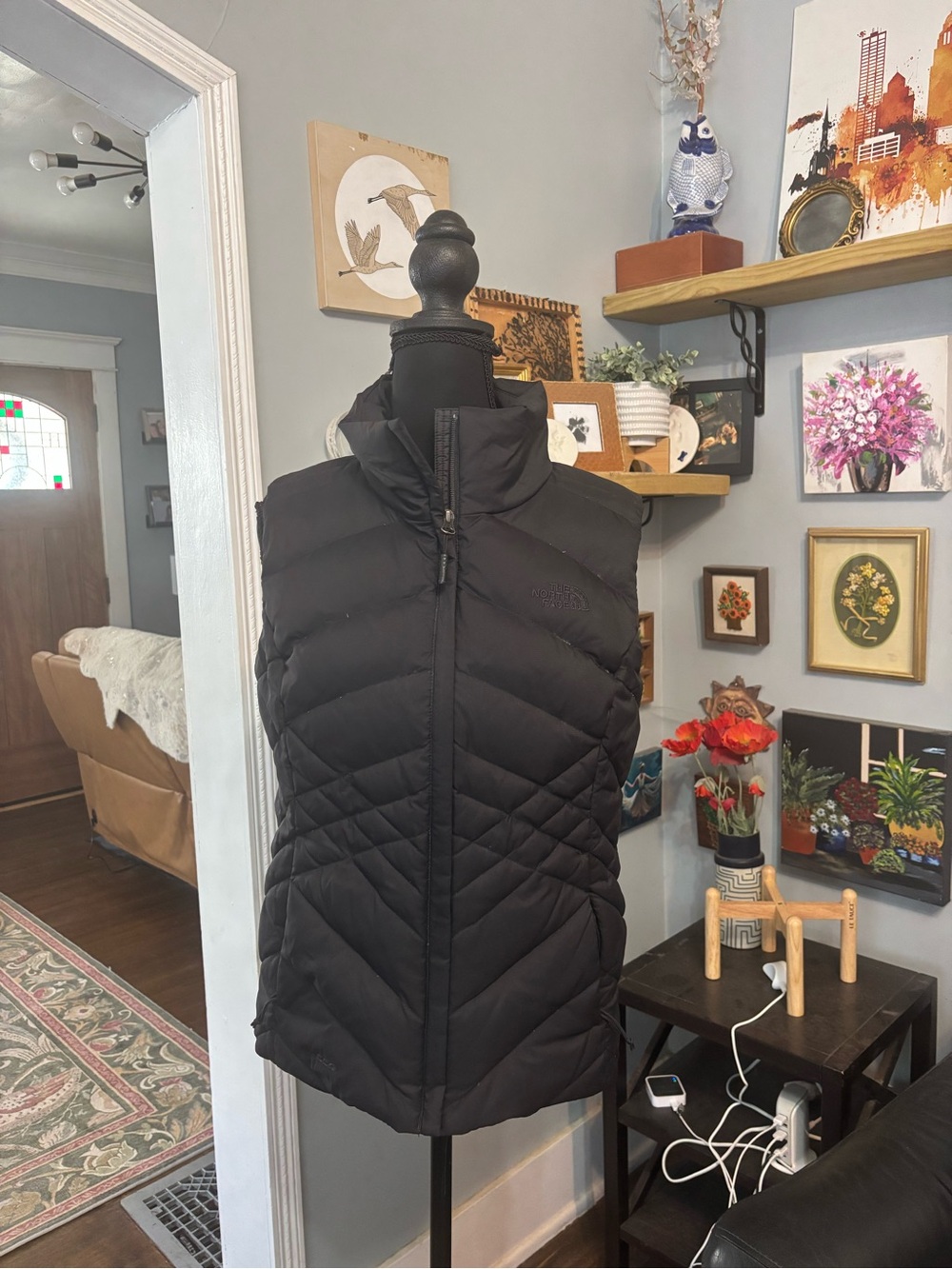 The North Face vest womens 550 down puffer insulated black size S